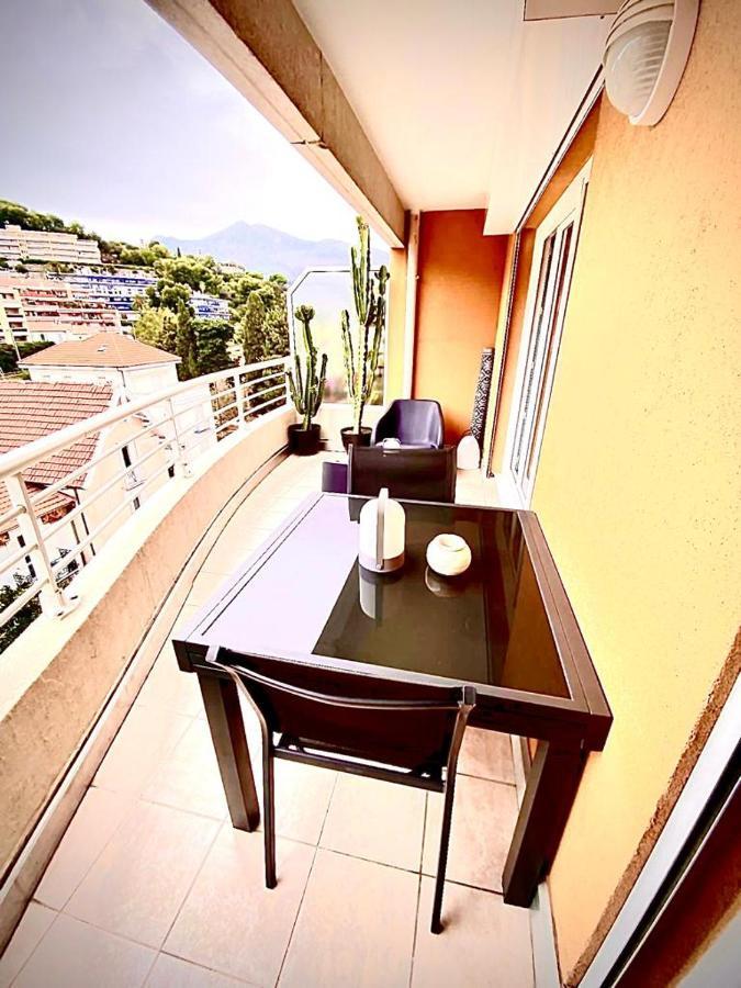 L'Exotique Apartment ม็องตง ภายนอก รูปภาพ