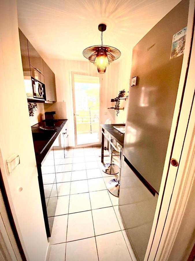 L'Exotique Apartment ม็องตง ภายนอก รูปภาพ